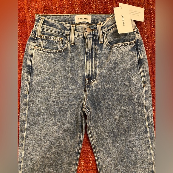 NWT Frame Le Jane straight leg Studebaker jeans 25 
$268 - Picture 3 of 10